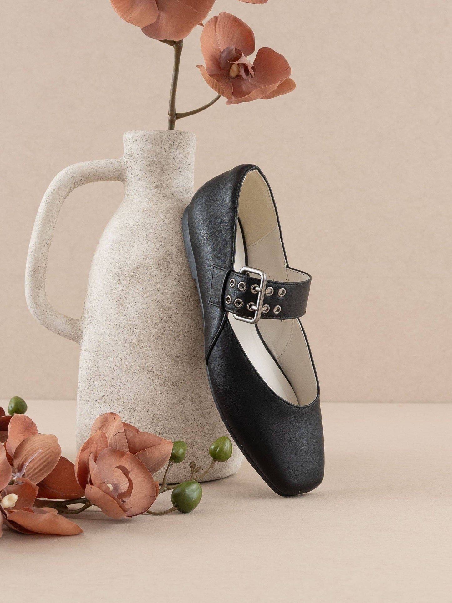 Shoe | The Soho Black Ballet Flat | 6