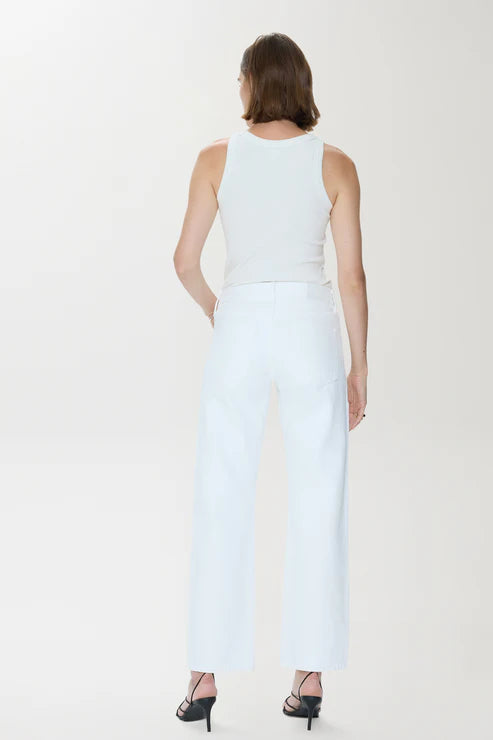 Lexi Jean | Vivid White