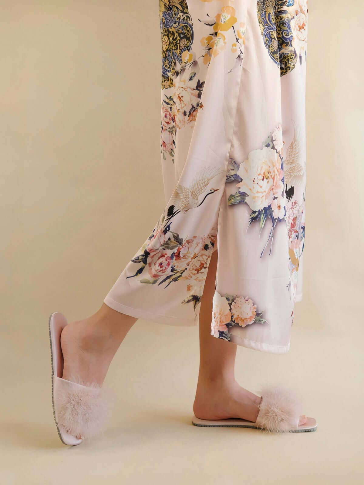 Shoe | Pink Feather Slippers | 5/6
