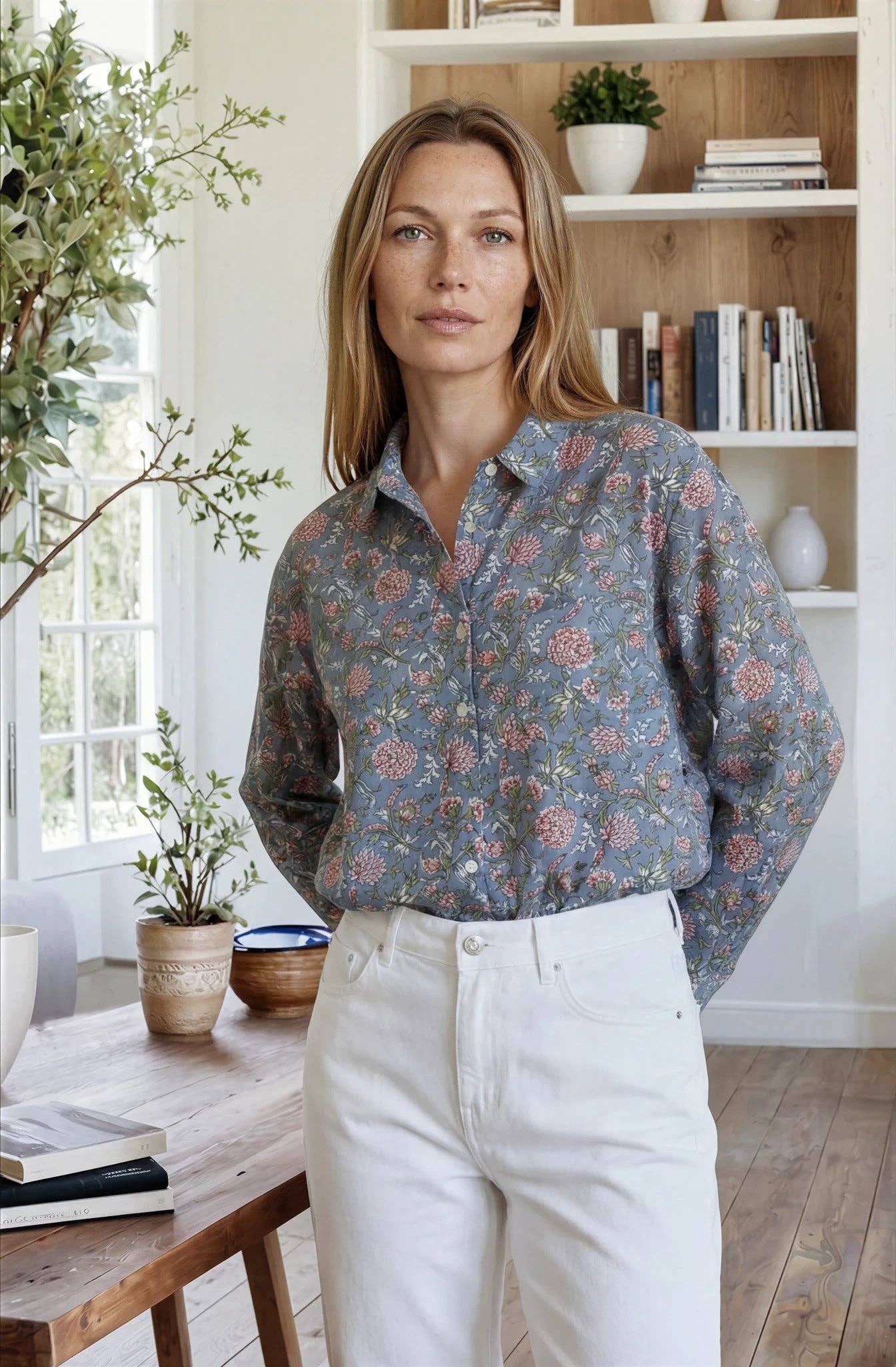 Good Boyfriend Shirt Floral Grey