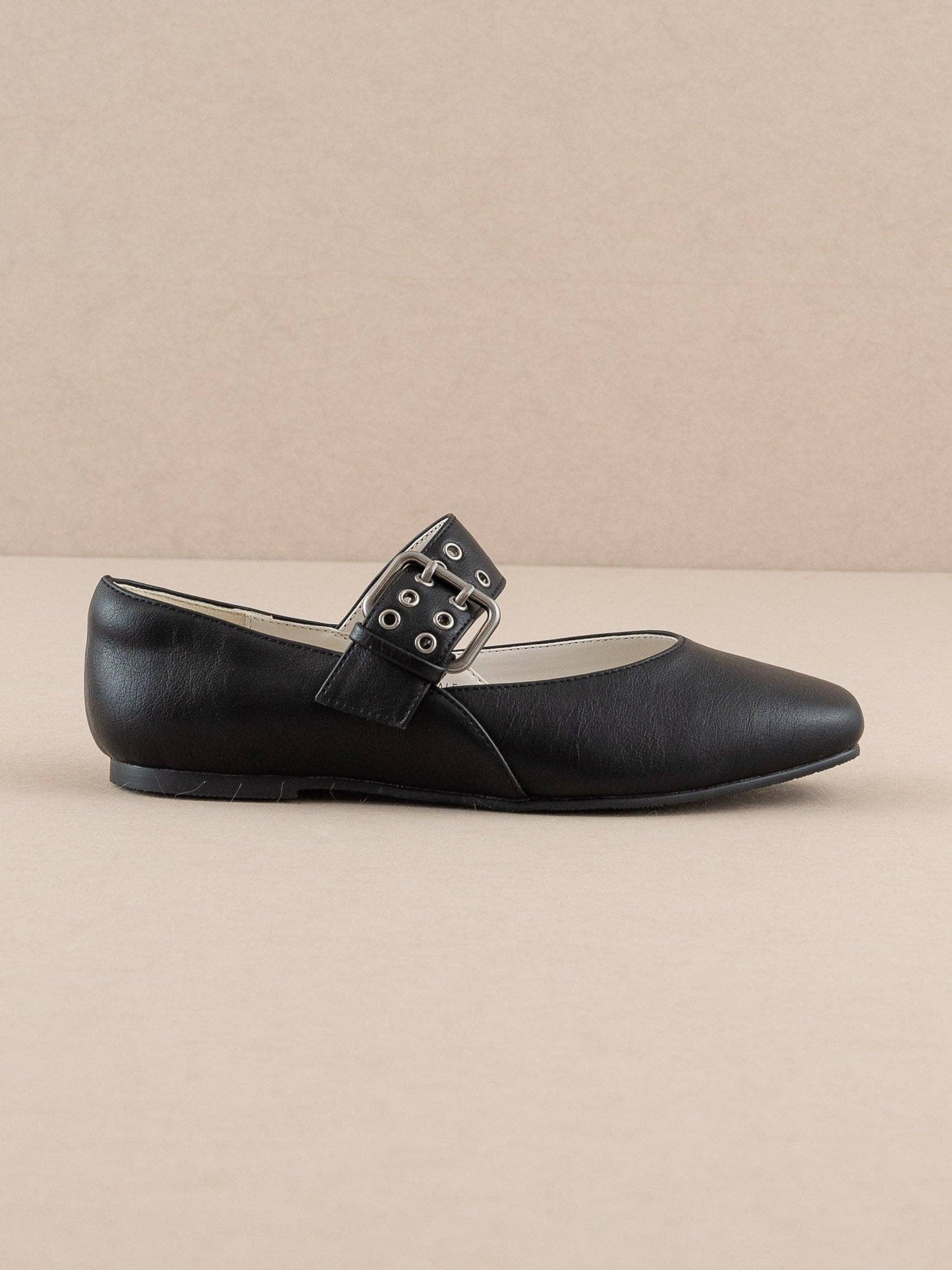 Shoe | The Soho Black Ballet Flat | 7.5