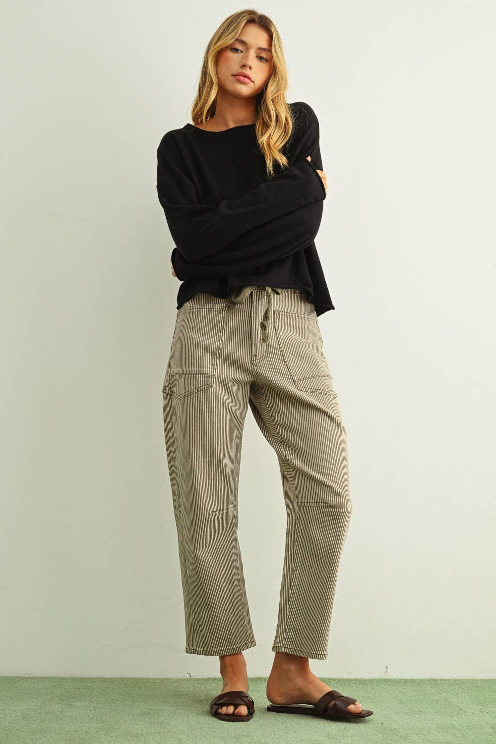 ROLLING HEM TOP MOCHA