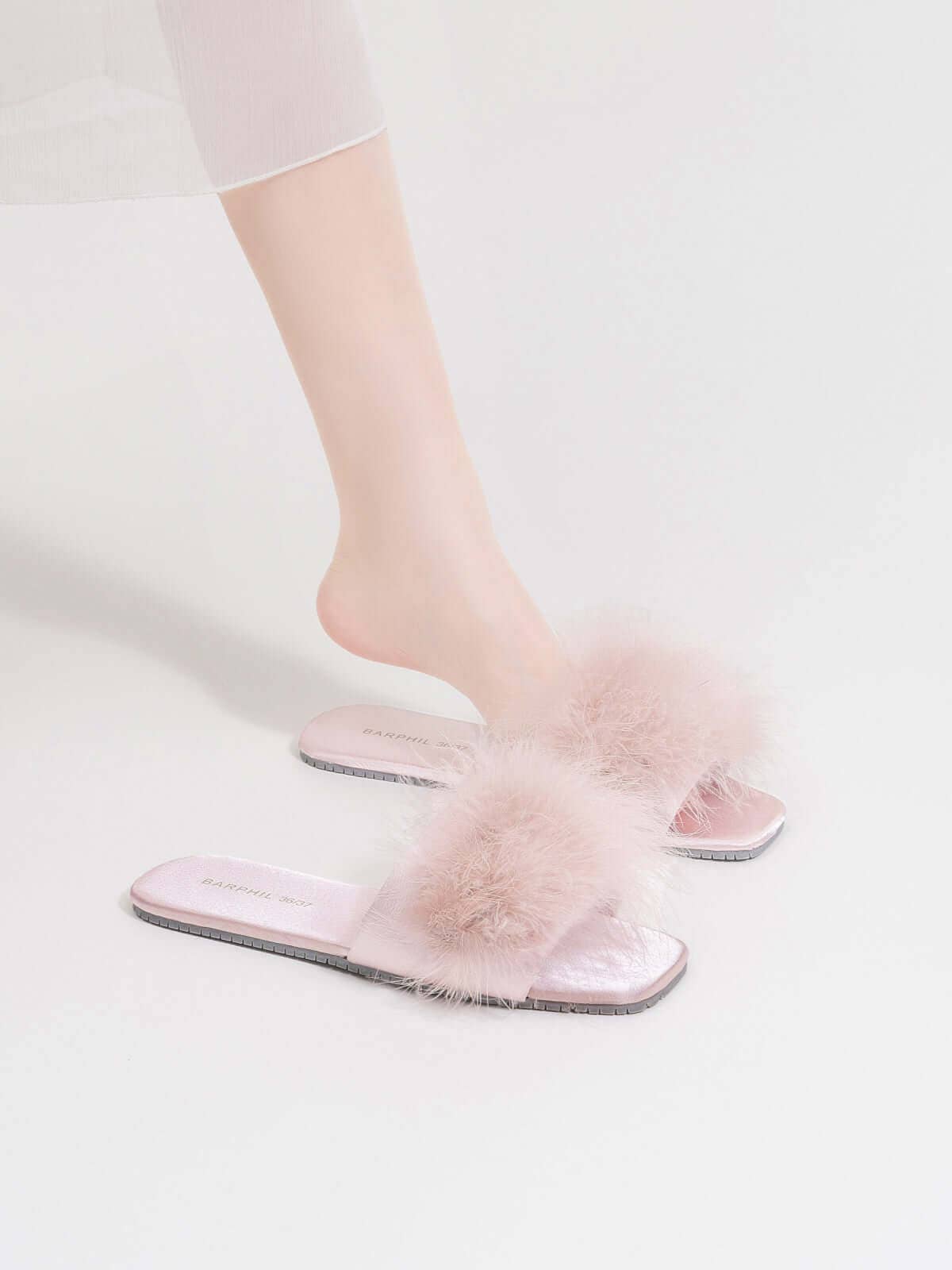 Shoe | Pink Feather Slippers | 9/10