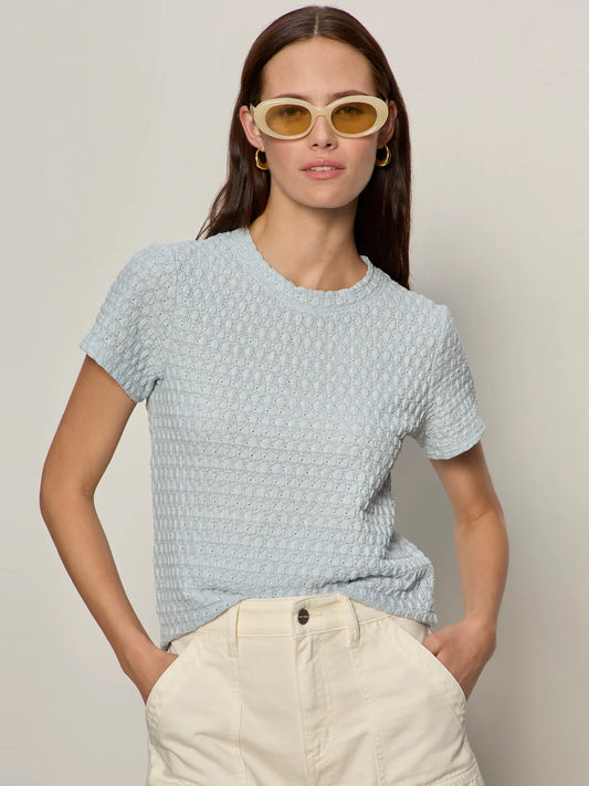 Pucker Up Perfect Tee | Blue Aura